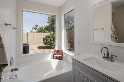 710 W Orange Dr, Gilbert, AZ 85233 photo 18