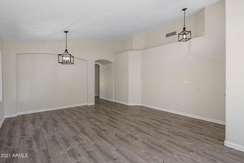 710 W Orange Dr, Gilbert, AZ 85233 photo 3
