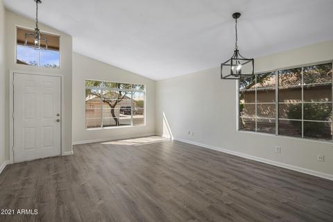 710 W Orange Dr, Gilbert, AZ 85233 photo 5