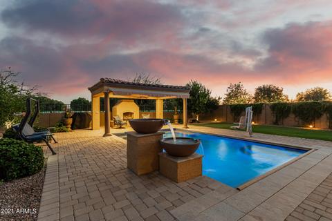 3327 E Indigo St, Gilbert, AZ 85298 photo 9