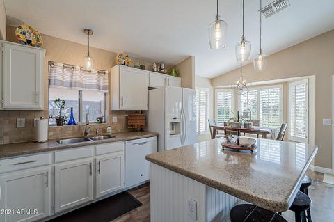 6919 E Lakeview Ave, Mesa, AZ 85209 photo 10