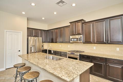 2186 Everglade Ln, Gilbert, AZ 85298 photo 8