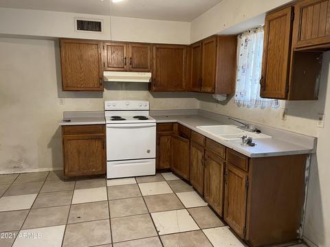 249 E Juniper Ave, Gilbert, AZ 85234 photo 5