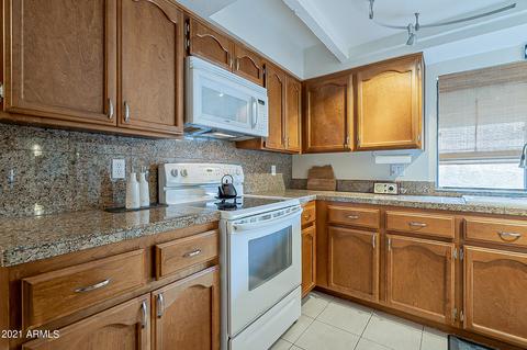 1031 E Sahuaro Dr, Phoenix, AZ 85020 photo 6