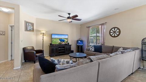 1566 E Azalea Dr, Gilbert, AZ 85298 photo 2