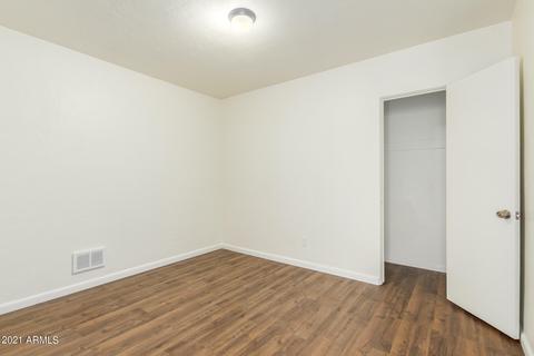 1937 E Mitchell Dr, Phoenix, AZ 85016 photo 17