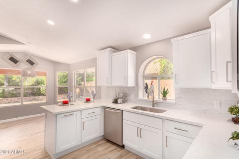 1325 E Beverly Ln, Phoenix, AZ 85022 photo 4