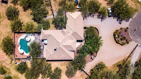 5641 S Equestrian Pl, Hereford, AZ 85615 photo 3