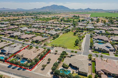 2212 E Aris Dr, Gilbert, AZ 85298 photo 3