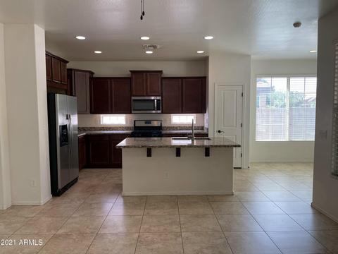 3004 E Ridgewood Ln, Gilbert, AZ 85298 photo 4