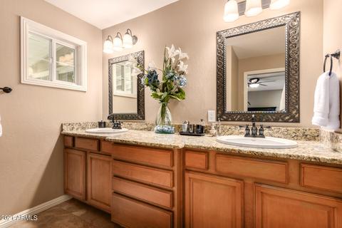 3702 E Arbor Cir, Mesa, AZ 85206 photo 28