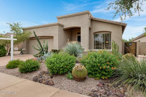 5020 E Robin Ln, Phoenix, AZ 85054 photo 1