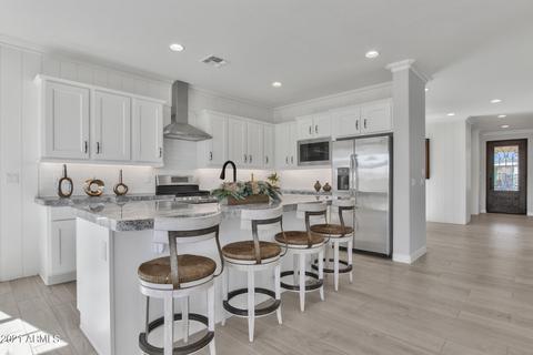 2098 E Warbler Rd, Gilbert, AZ 85297 photo 4
