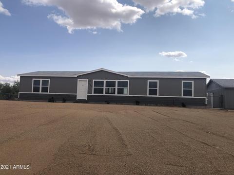 1361 E Roosevelt St, Apache Junction, AZ 85119 photo 2