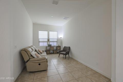3275 E Sands Dr, Phoenix, AZ 85050 photo 9