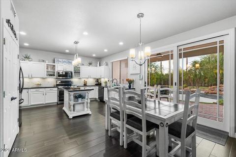 1114 E Megan Ct, Gilbert, AZ 85295 photo 9