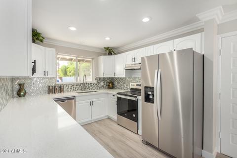 3309 N 25th Pl, Phoenix, AZ 85016 photo 9