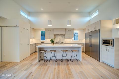 3910 E Cheery Lynn Rd, Phoenix, AZ 85018 photo 6