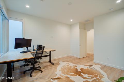 3910 E Cheery Lynn Rd, Phoenix, AZ 85018 photo 27