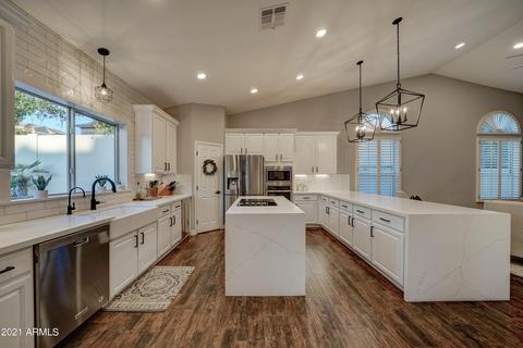 1236 E Squawbush Pl, Phoenix, AZ 85048 photo 8
