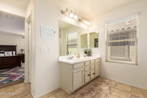 3937 E Liberty Ln, Gilbert, AZ 85296 photo 15