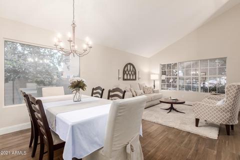 338 E Saratoga Ct, Gilbert, AZ 85296 photo 5