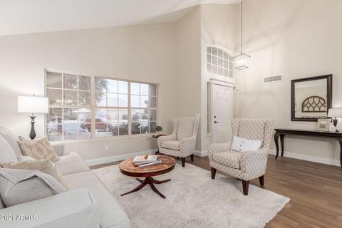 338 E Saratoga Ct, Gilbert, AZ 85296 photo 3