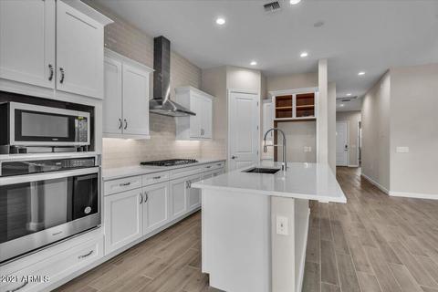 2205 E Charlotte Dr, Phoenix, AZ 85024 photo 2