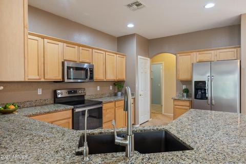 3254 E Lark Ct, Gilbert, AZ 85297 photo 13