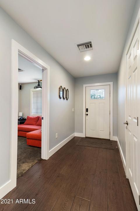 501 E Balboa Dr, Tempe, AZ 85282 photo 5