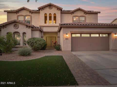 2798 E Crescent Way, Gilbert, AZ 85298 photo 2