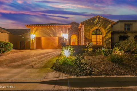 8708 E Jacaranda St, Mesa, AZ 85207 photo 2
