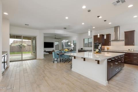 10231 E Trillium Ave, Mesa, AZ 85212 photo 5