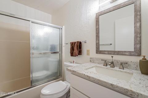 1605 E Borghese Pl, Phoenix, AZ 85016 photo 9