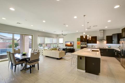 3279 E Orleans Dr, Gilbert, AZ 85298 photo 9