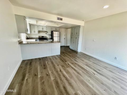 4653 N 75th Dr, Phoenix, AZ 85033 photo 6
