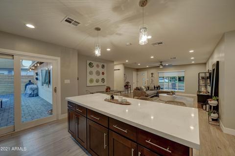 939 E Oregon Ave, Phoenix, AZ 85014 photo 9