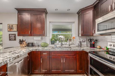 2062 E Kael Cir, Mesa, AZ 85213 photo 4