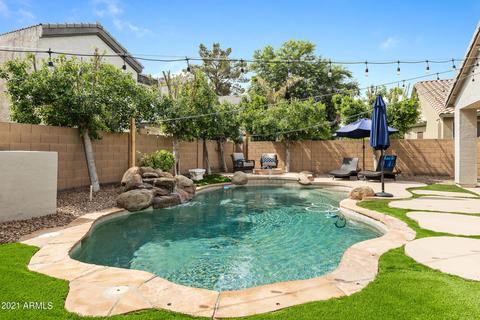 1085 W Laredo Ave, Gilbert, AZ 85233 photo 2