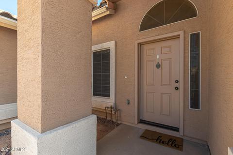 2215 E Brooks St, Gilbert, AZ 85296 photo 4