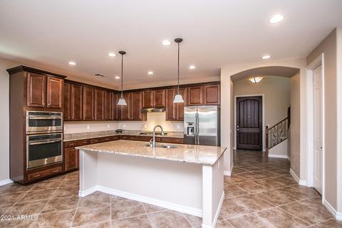 2548 E Orleans Dr, Gilbert, AZ 85298 photo 5