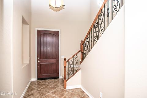 2548 E Orleans Dr, Gilbert, AZ 85298 photo 4