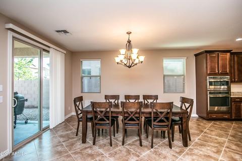 2548 E Orleans Dr, Gilbert, AZ 85298 photo 7