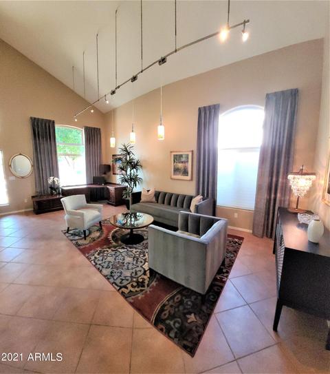 1251 E Sheena Dr, Phoenix, AZ 85022 photo 3