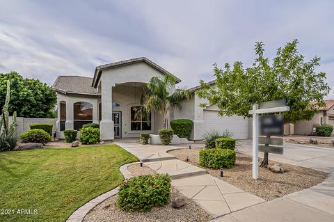 3883 E Cody Ave, Gilbert, AZ 85234 photo 3