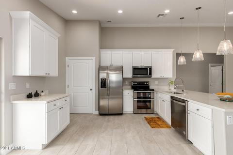 2547 E Pueblo Ave, Phoenix, AZ 85040 photo 2