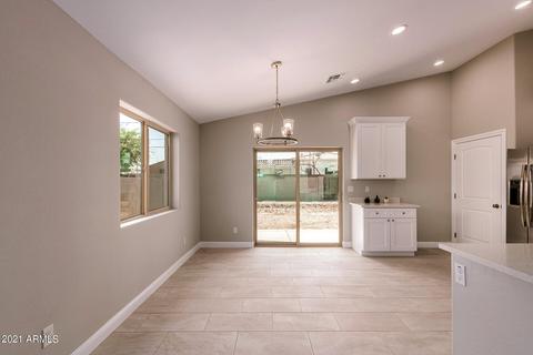 2547 E Pueblo Ave, Phoenix, AZ 85040 photo 8