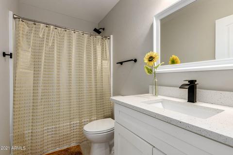 2547 E Pueblo Ave, Phoenix, AZ 85040 photo 4