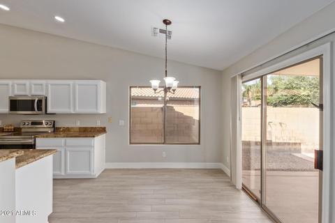 645 S Lanus Dr, Gilbert, AZ 85296 photo 14
