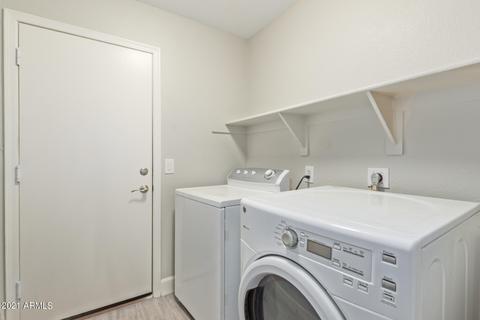 645 S Lanus Dr, Gilbert, AZ 85296 photo 32